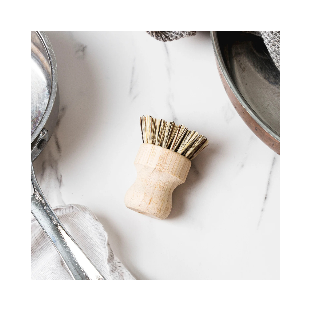 Pot Scrubber Bamboo Handle, Palm Leaf Bristles