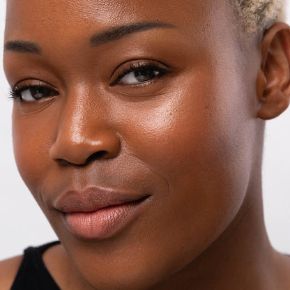 Oat Milk Foundation - Mocha shade and application