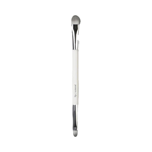 Vegan Lip & Conceal Brush — product on white background